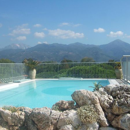 Verdeluna Aparthotel Marina di Pietrasanta Εξωτερικό φωτογραφία