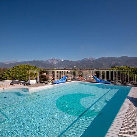 Verdeluna Aparthotel Marina di Pietrasanta Εξωτερικό φωτογραφία