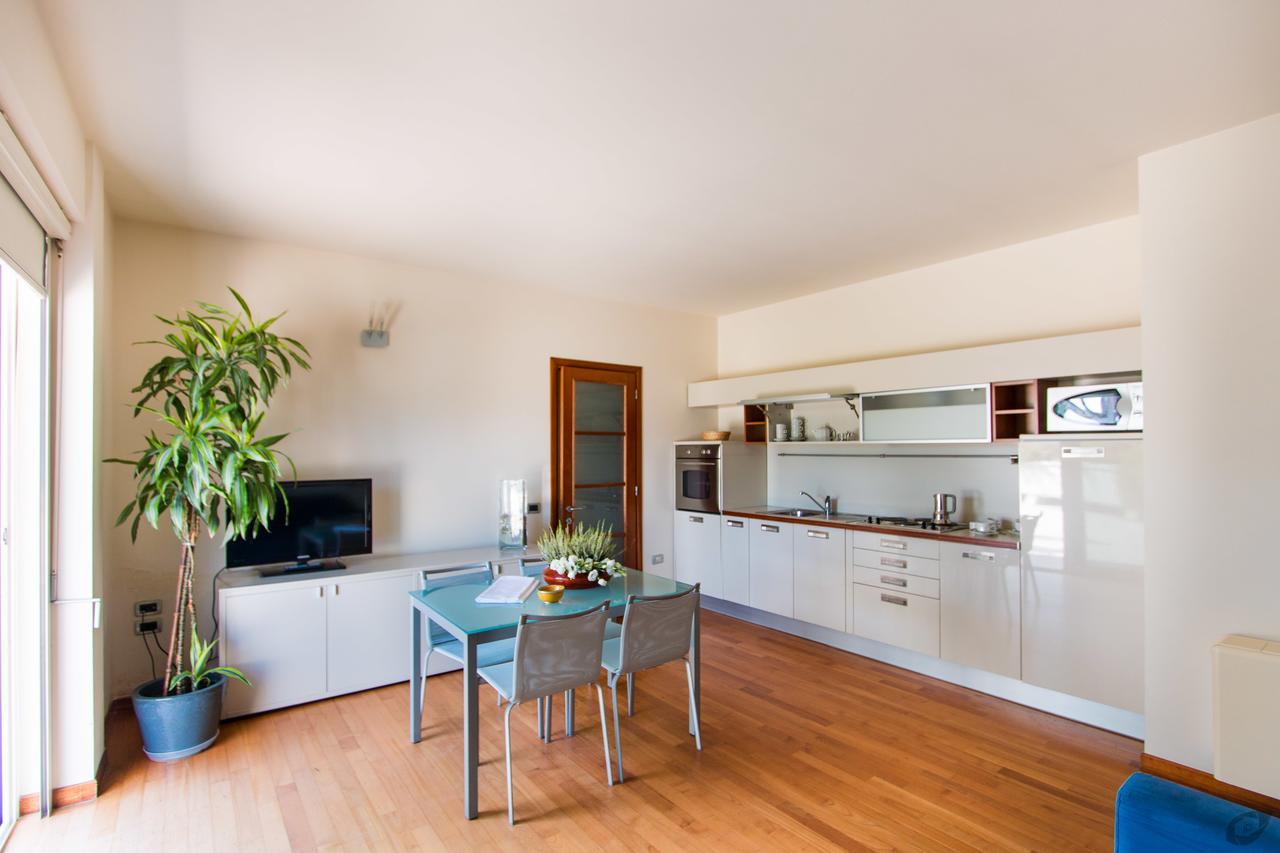 Verdeluna Aparthotel Marina di Pietrasanta Εξωτερικό φωτογραφία