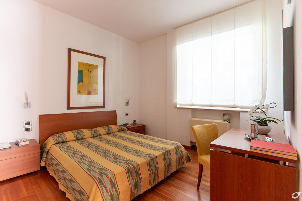 Verdeluna Aparthotel Marina di Pietrasanta Εξωτερικό φωτογραφία