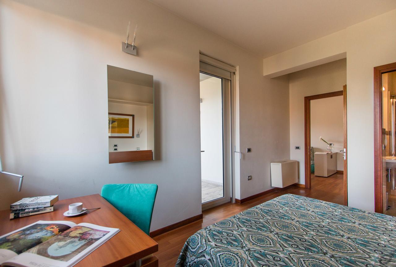 Verdeluna Aparthotel Marina di Pietrasanta Εξωτερικό φωτογραφία