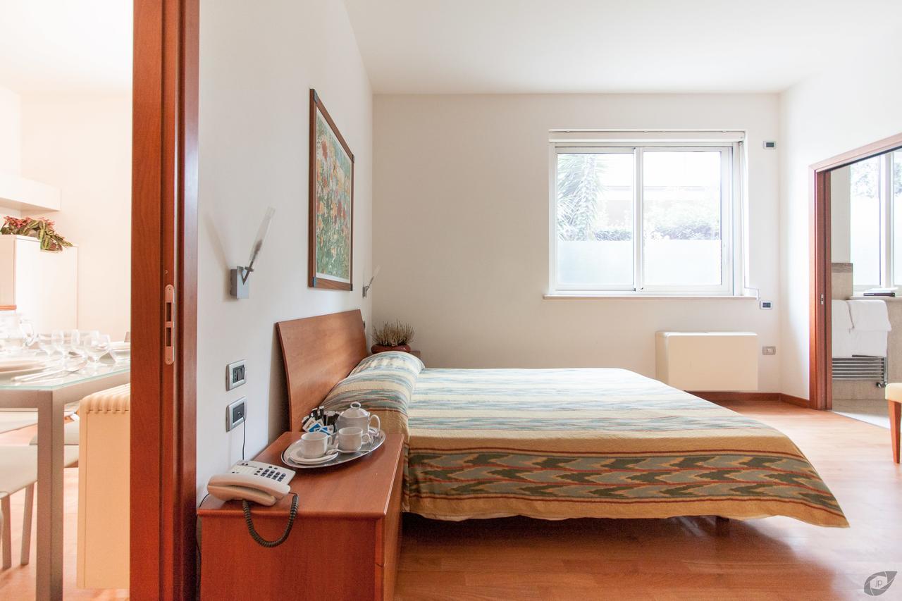 Verdeluna Aparthotel Marina di Pietrasanta Εξωτερικό φωτογραφία